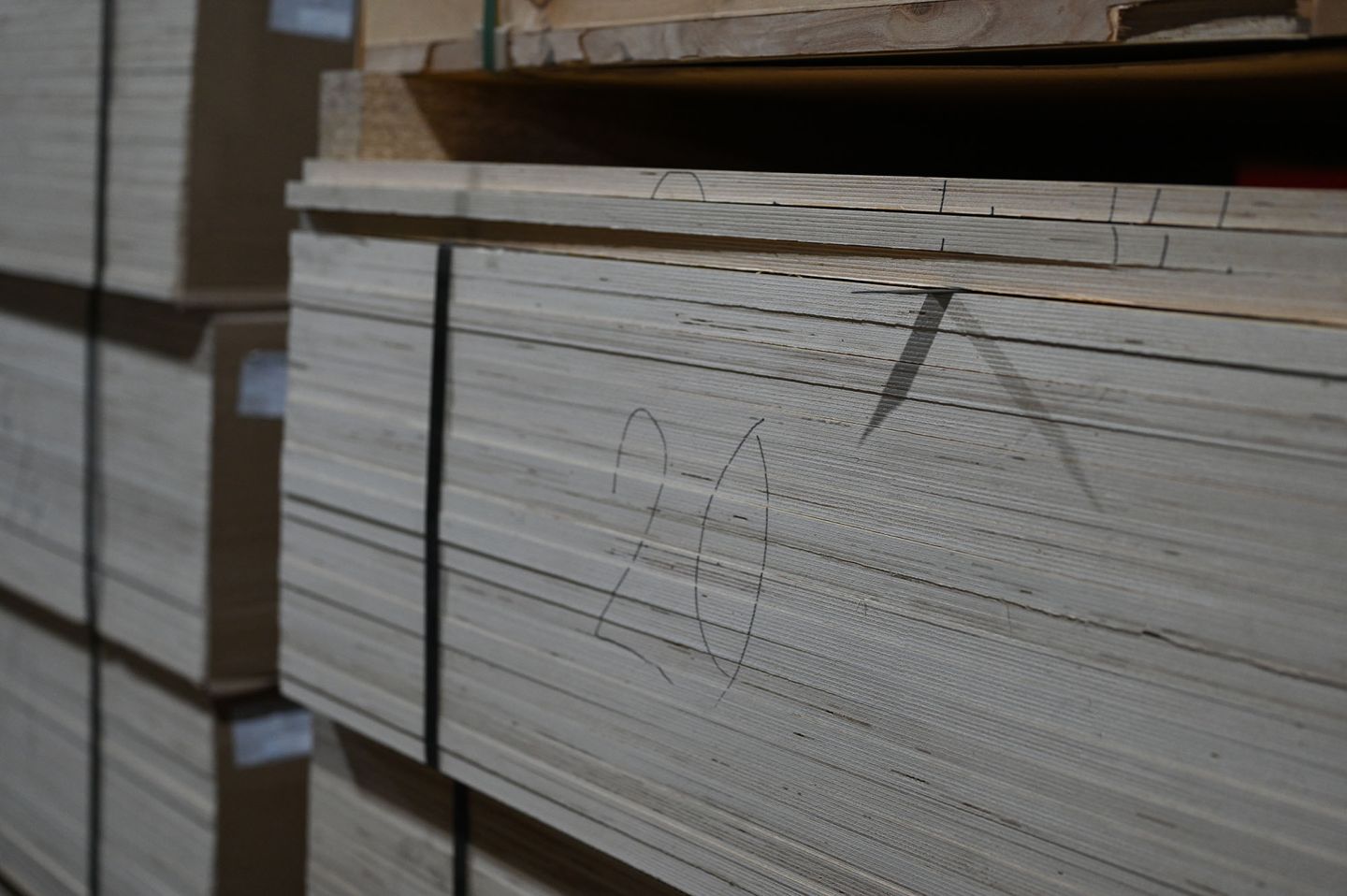 Фанера ФК 20мм 1525х1525мм сорт 4/4 нешлифованная березовая