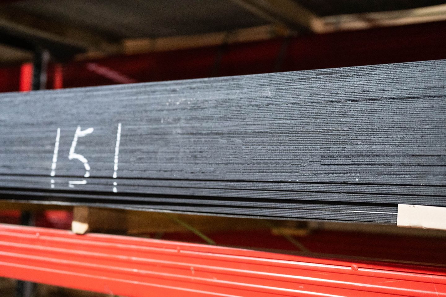 Фанера ФОФ сетчатая 15мм 3000х1500 мм сорт 1/2 березовая