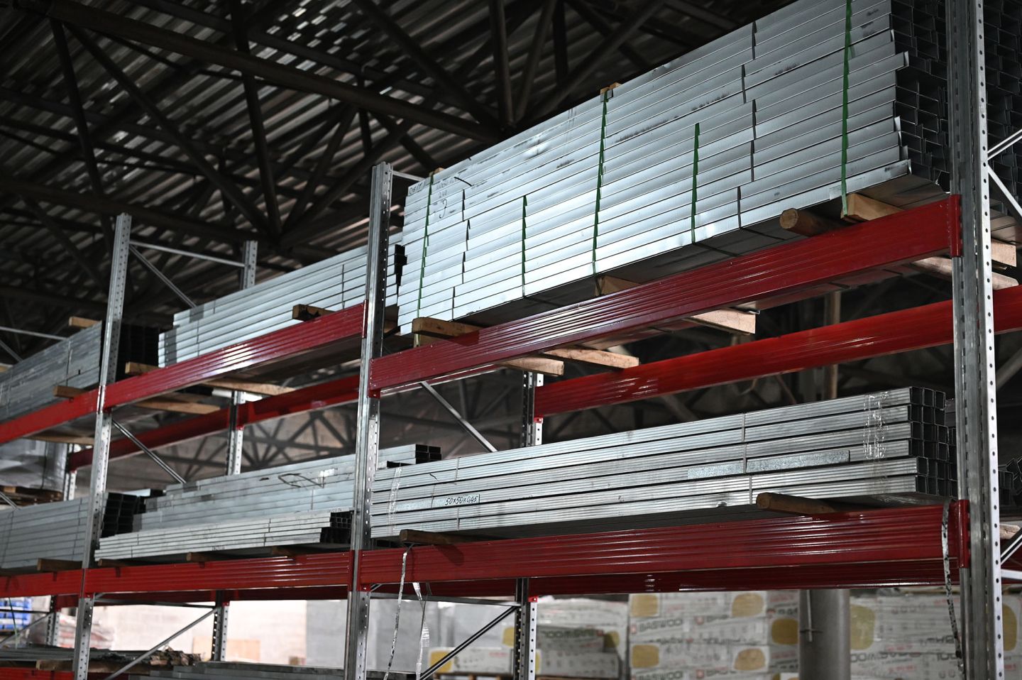 Профиль стоечный ПС 100х50х0,4 мм оцинкованный (3м/п, 12 шт/пачка)