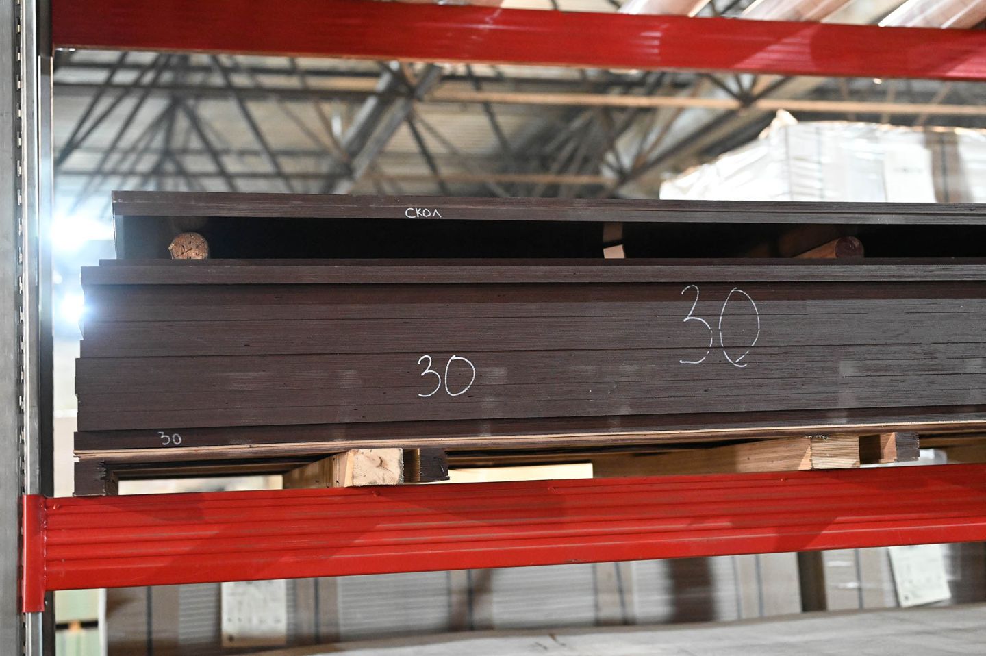 Фанера ФОФ ламинированная 30мм 2440х1220 мм сорт 1/1 березовая