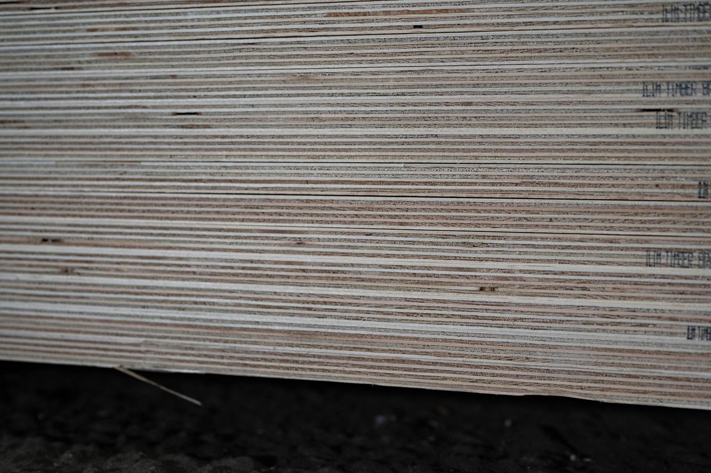 Фанера ФСФ 15мм 2440х1220 мм сорт 1/3 шлифованная хвойная влагостойкая  Лиственница